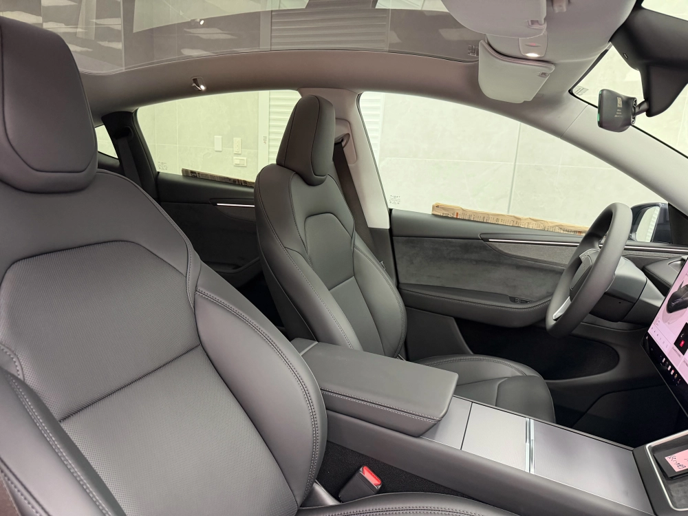 特斯拉 Y｜舒熱佳<br>前檔LX70、前窗LX40、後窗LX70、後檔LX15