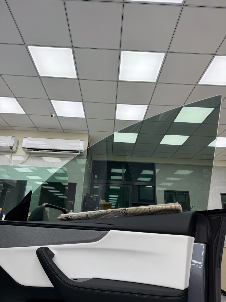 特斯拉 Y｜桑瑪克、舒熱佳<br>前擋smart RR70、前窗LX40、後窗smart RR70、後擋LX25、天窗 XC60max