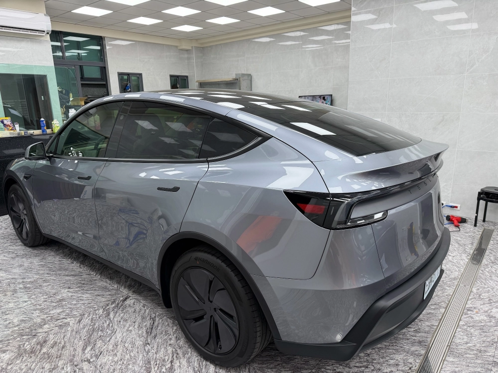 特斯拉 Y｜桑瑪克、舒熱佳<br>前擋smart RR70、前窗LX40、後窗smart RR70、後擋LX25、天窗 XC60max