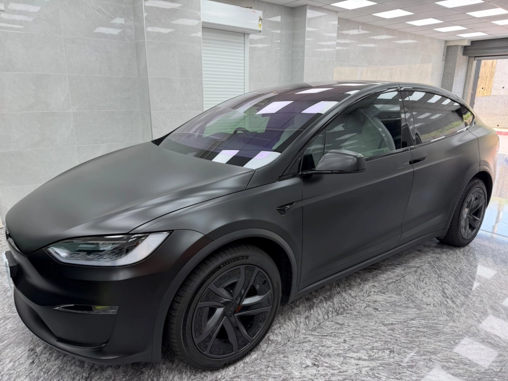 特斯拉 X｜桑瑪克<br>前檔 smart RR70、車身XC40max