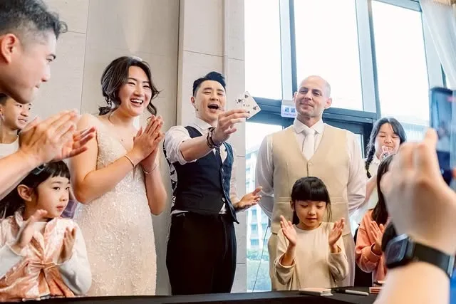 你也想來場幸福的魔法嗎