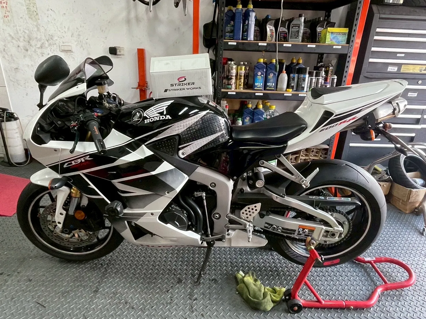 【 HONDA CBR600RR 】