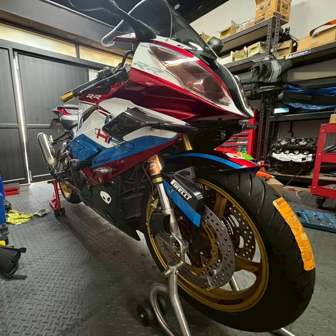 【 BMW S1000RR 】 