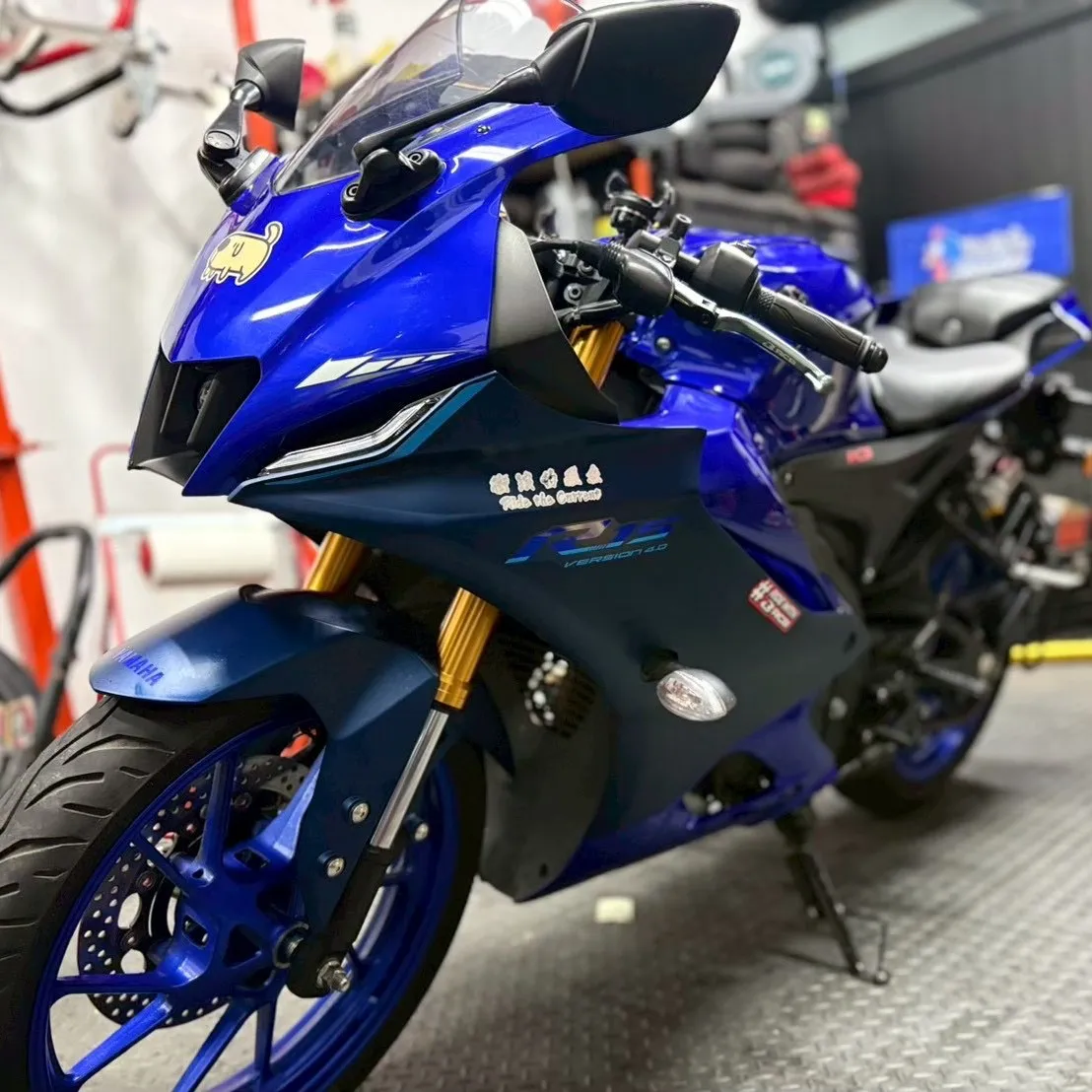 【 YAMAHA YZF-R15 】