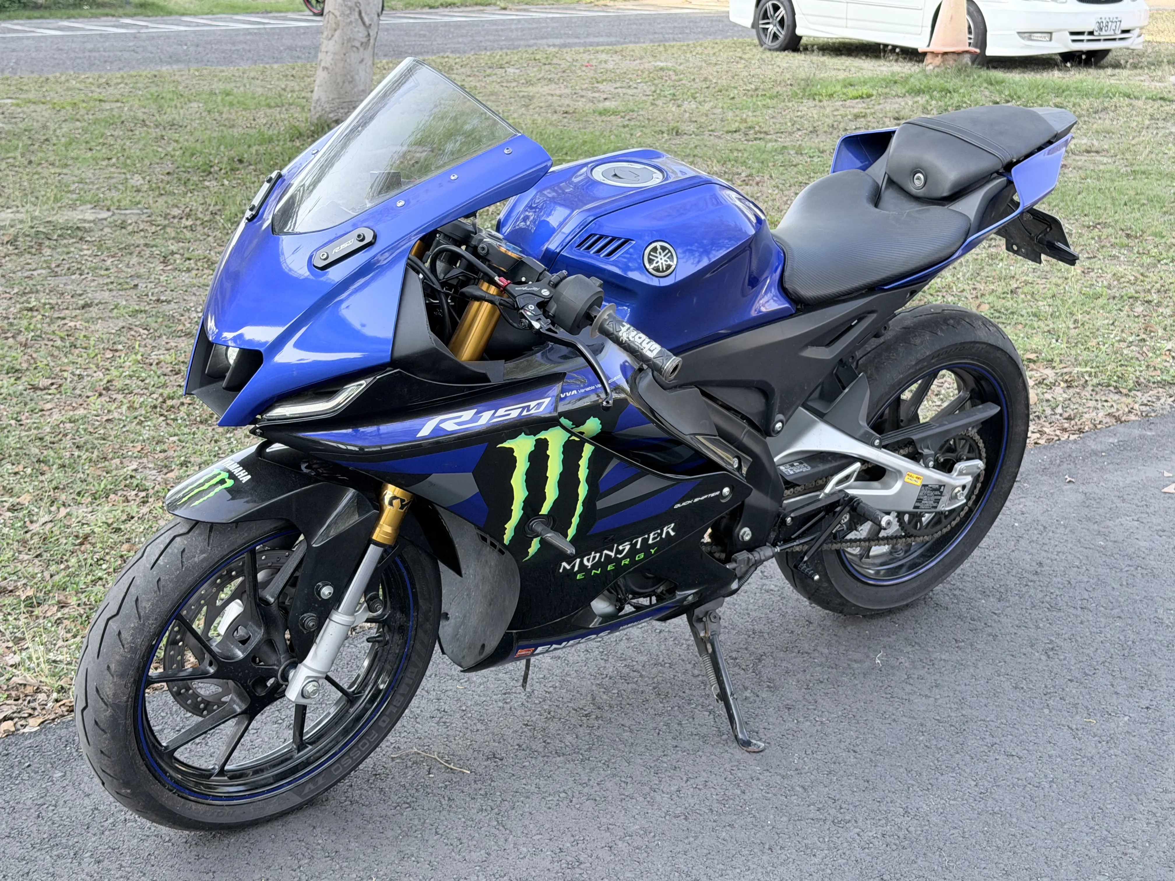 2023 YAMAHA YZF-R15