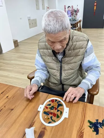 歲月靜好點亮心燈