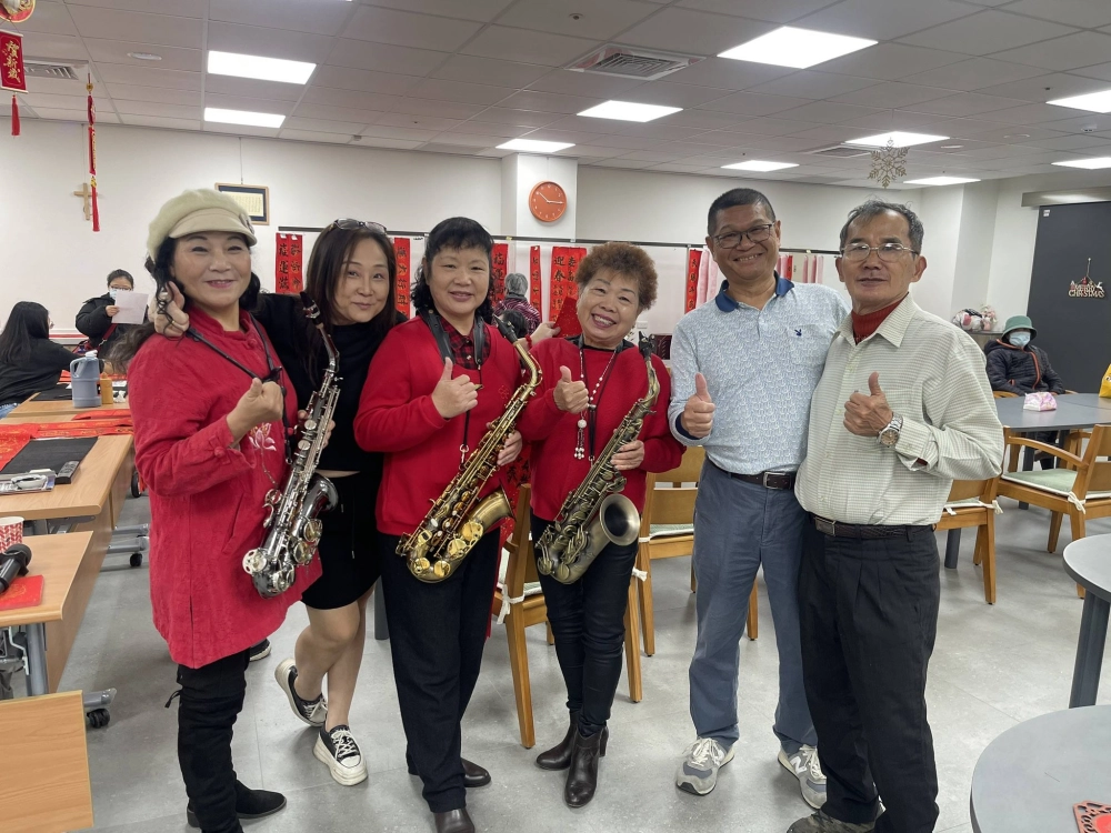 新春揮毫 圓滿成功