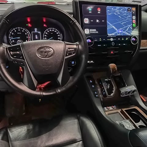 TOYOTA ALPHARD ｜陸上頭等艙