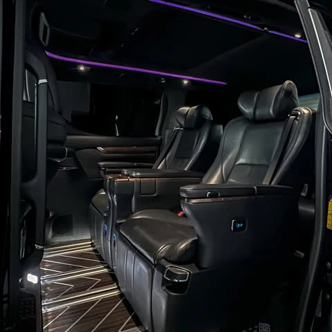 TOYOTA ALPHARD ｜陸上頭等艙