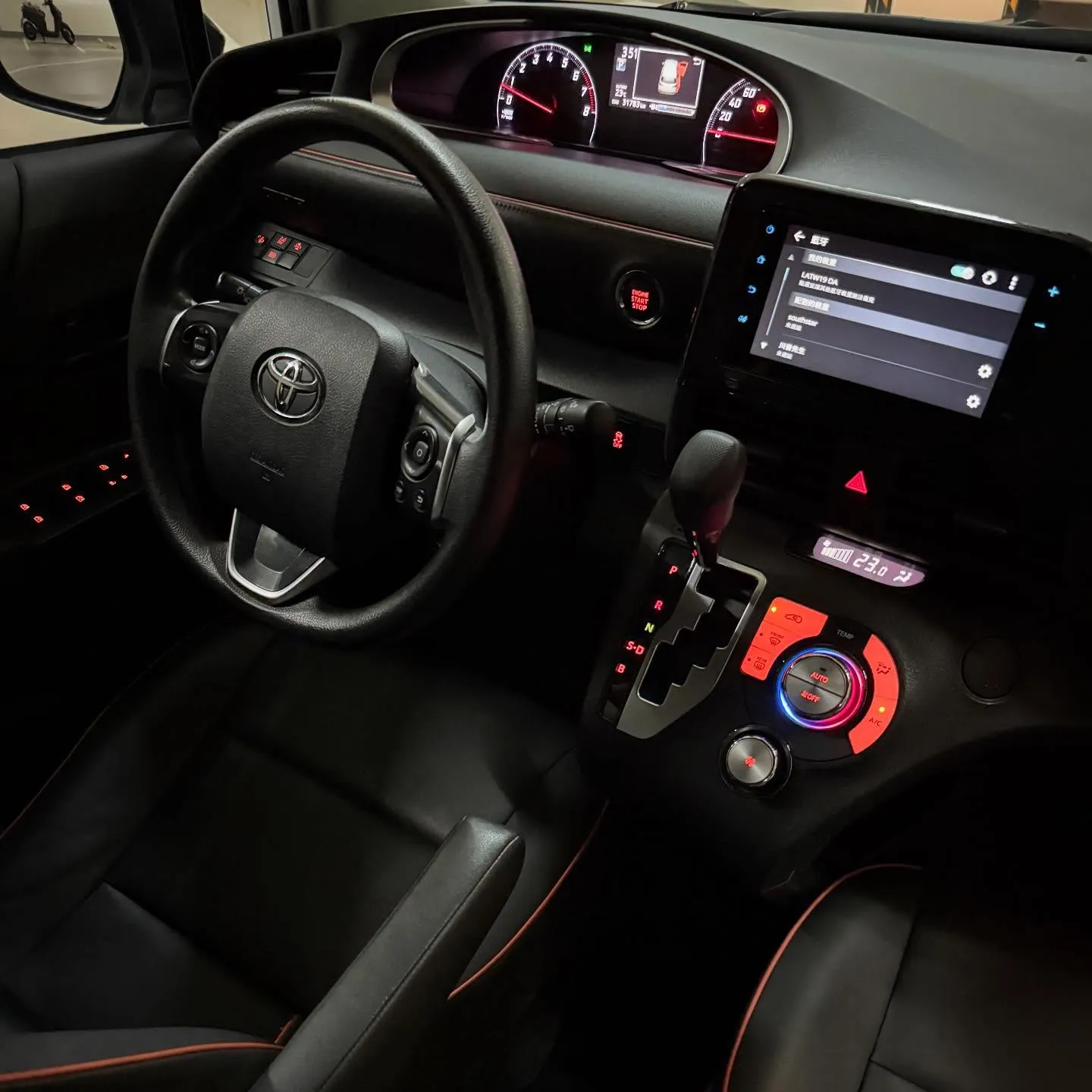 Toyota Sienta