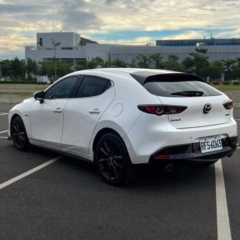 MAZDA3 百周年紀念特仕版 ｜百年魂動限定
