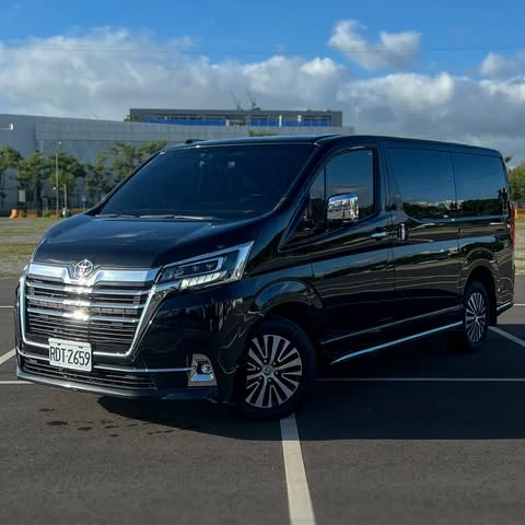 TOYOTA GRANVIA 九人座旗艦版 