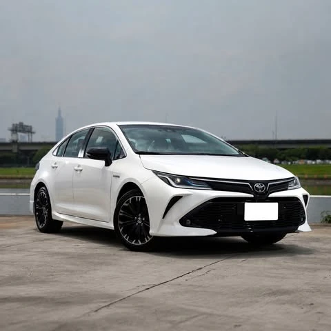 TOYOTA GR ALTIS HYBRID ｜油電也是很有態度