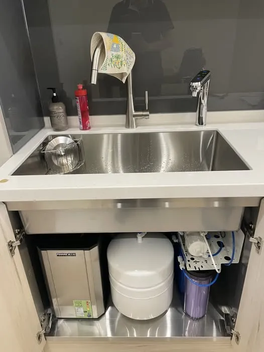 高雄市楠梓區-雙溫觸控式熱水器