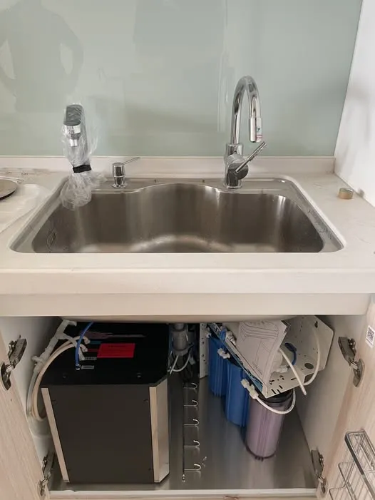 高雄市楠梓區-雙溫觸控式熱水器
