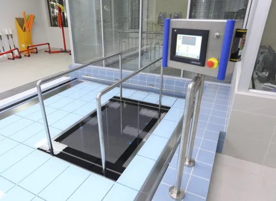 Underwater Treadmills 水中跑步機