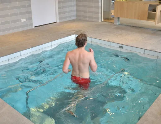 Underwater Treadmills 水中跑步機