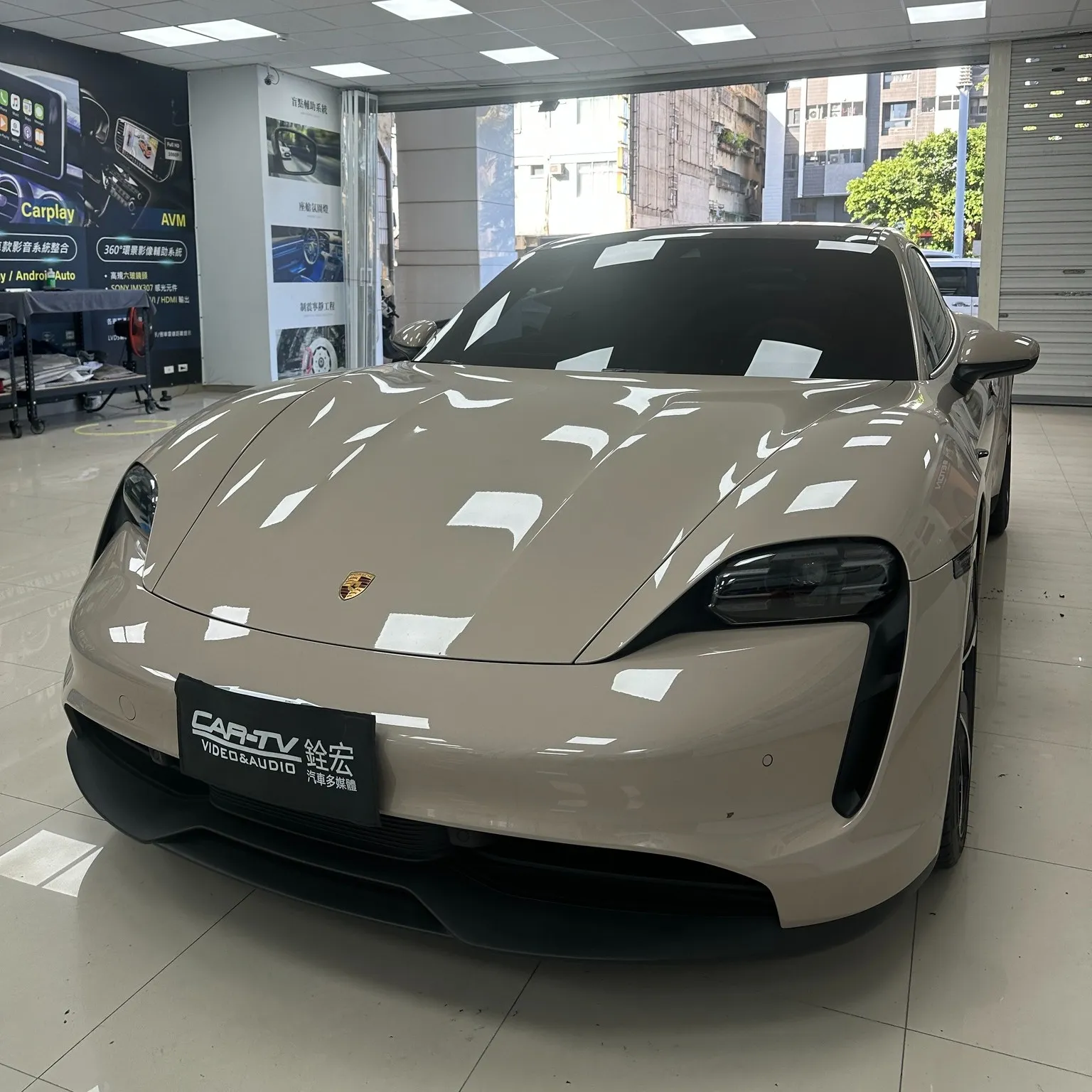 360 度 環景-TAYCAN