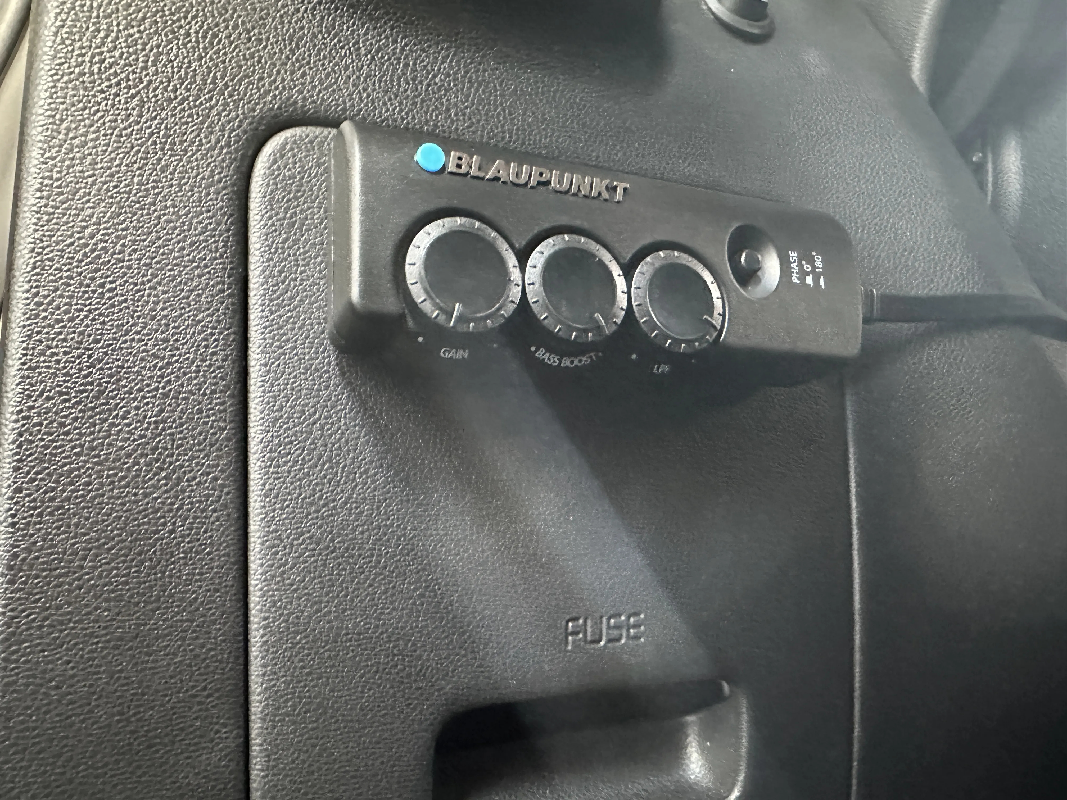 汽車音響 AXTON- TUCSON