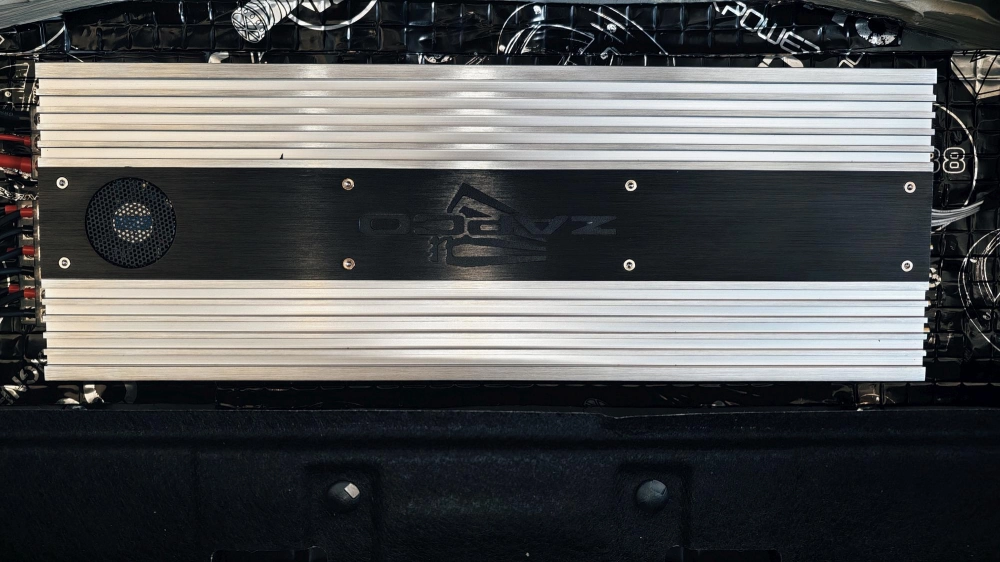 LEXUS LS安裝ZAPCO擴大機