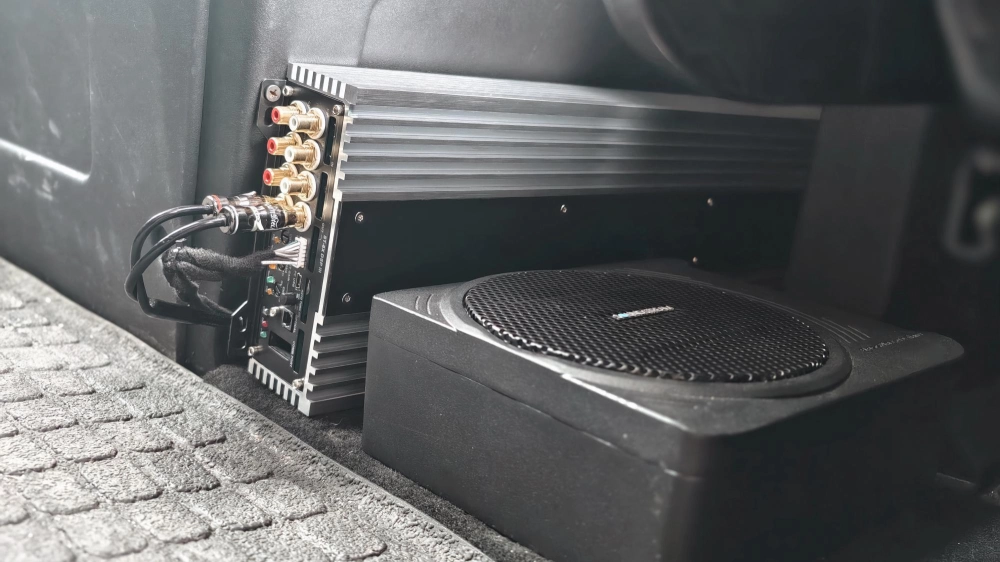 IVECO裝ZAPCO擴大機