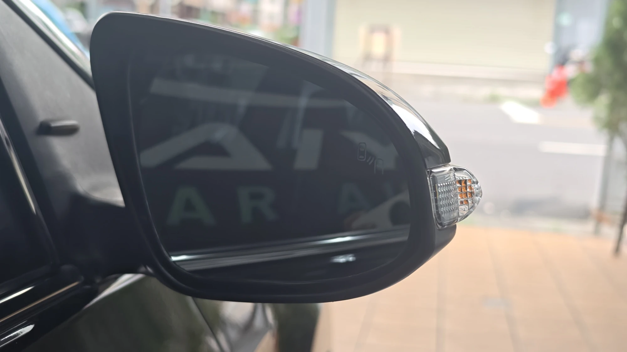 ALTIS｜鏡片盲點安裝實績