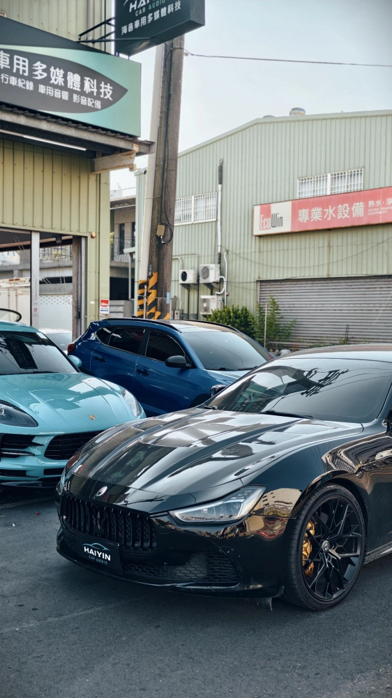 瑪莎拉蒂SQ4安裝鏡片盲點+電動尾門