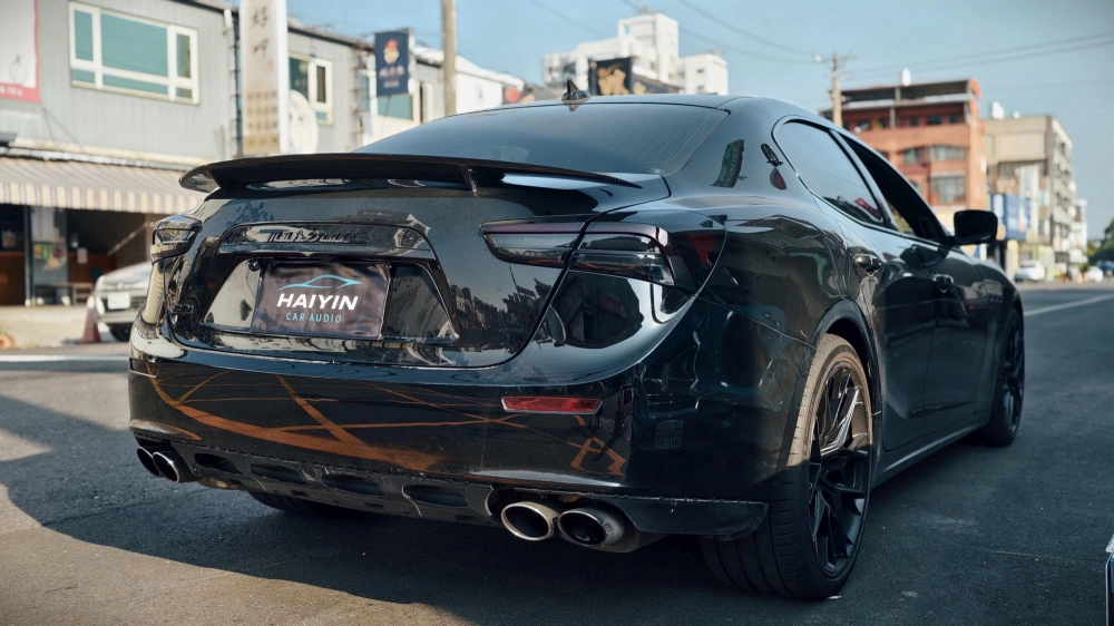 瑪莎拉蒂SQ4安裝鏡片盲點+電動尾門