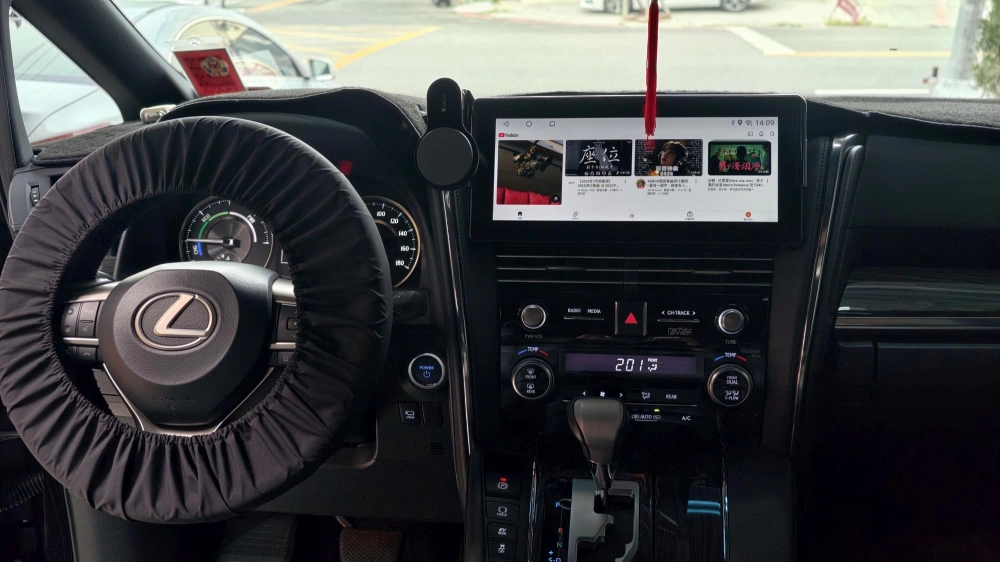 LEXUS LM升級安卓系統