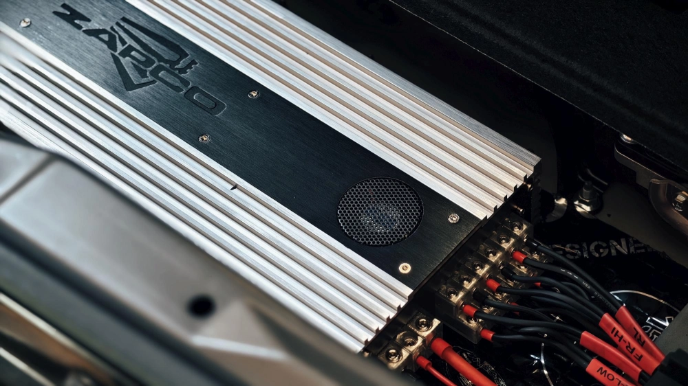 LEXUS LS安裝ZAPCO擴大機