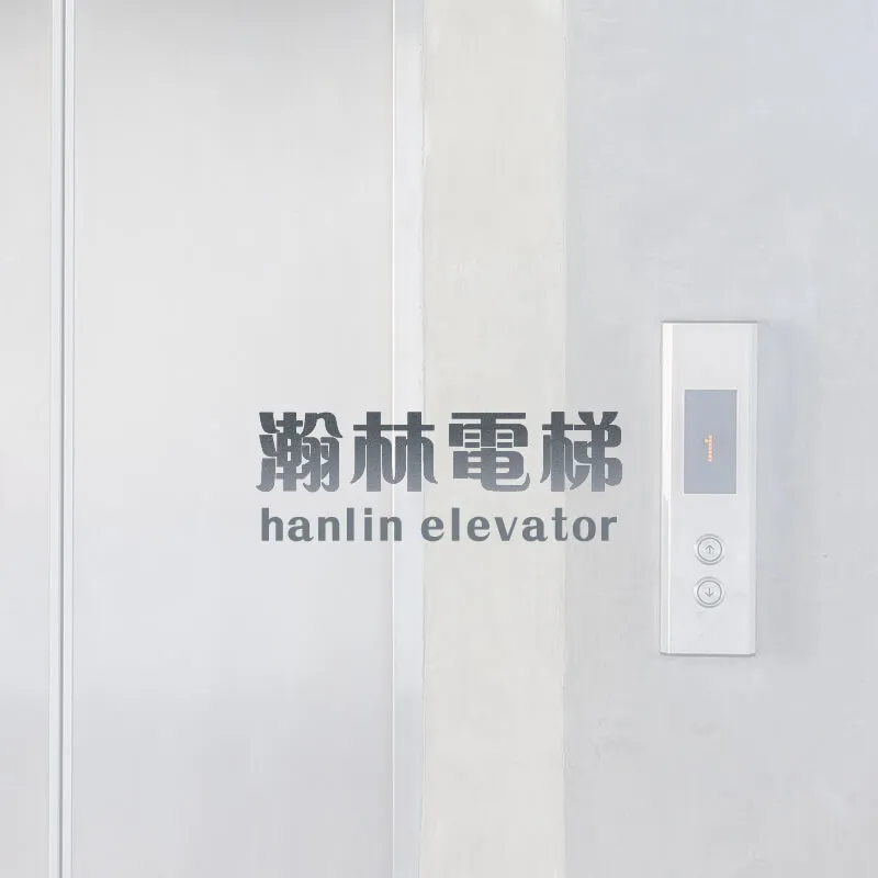 電梯突然失速下墜，該如何應對？