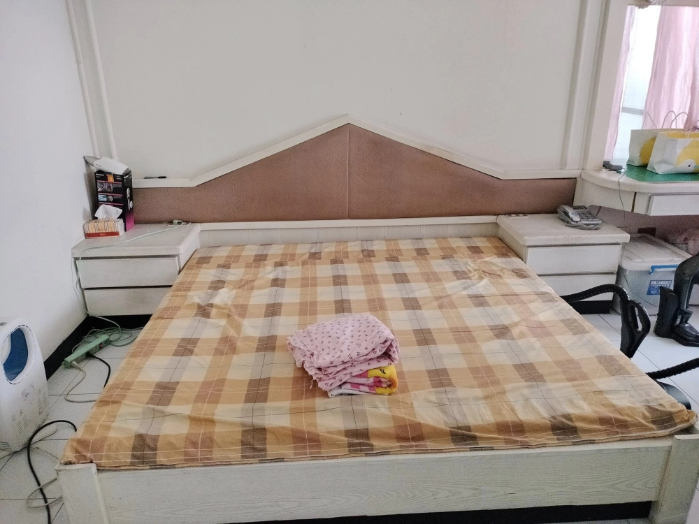 左營區黃小姐