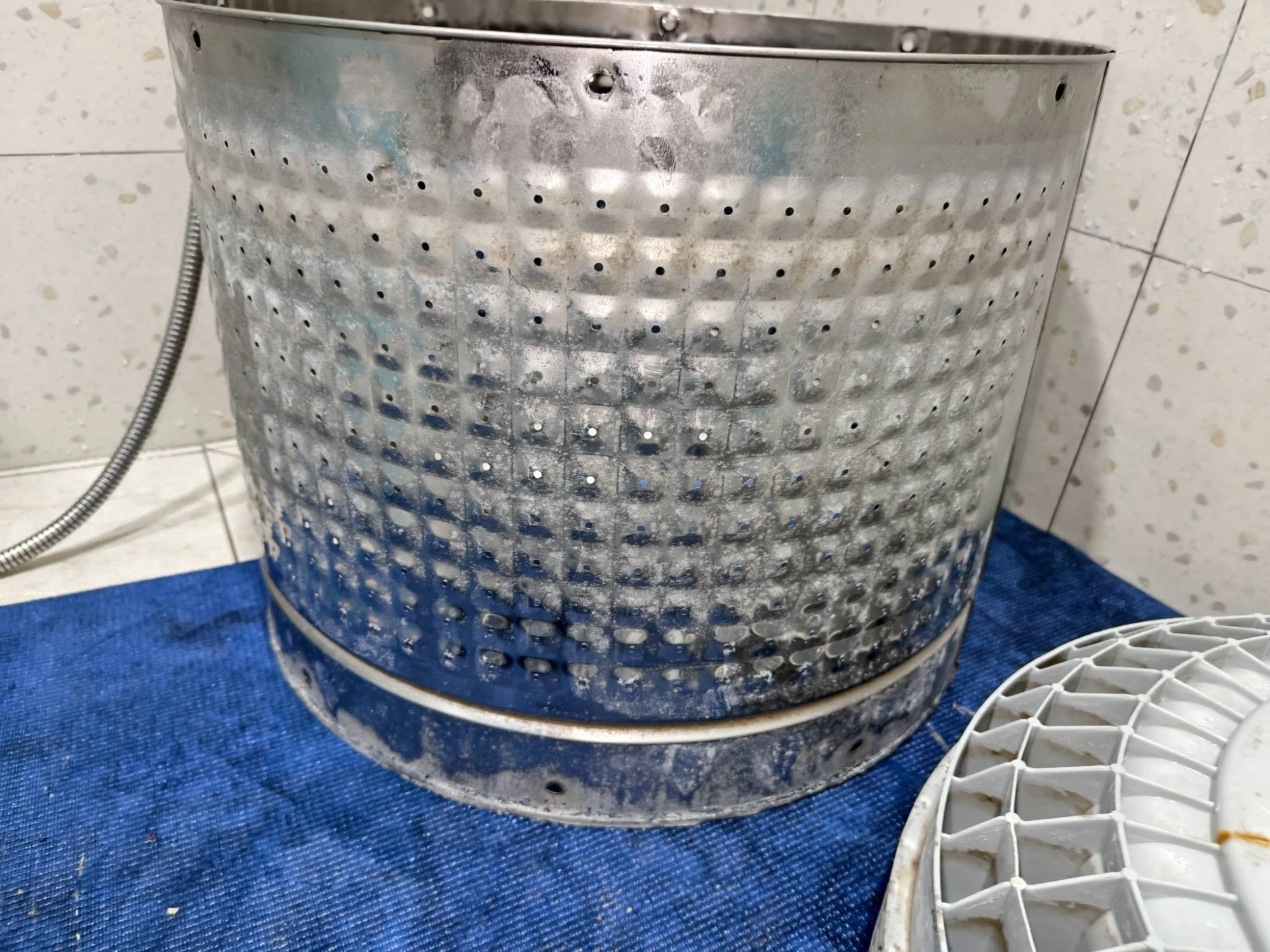 感謝橋頭區陳先生早上預約 做了1洗衣機清洗服務