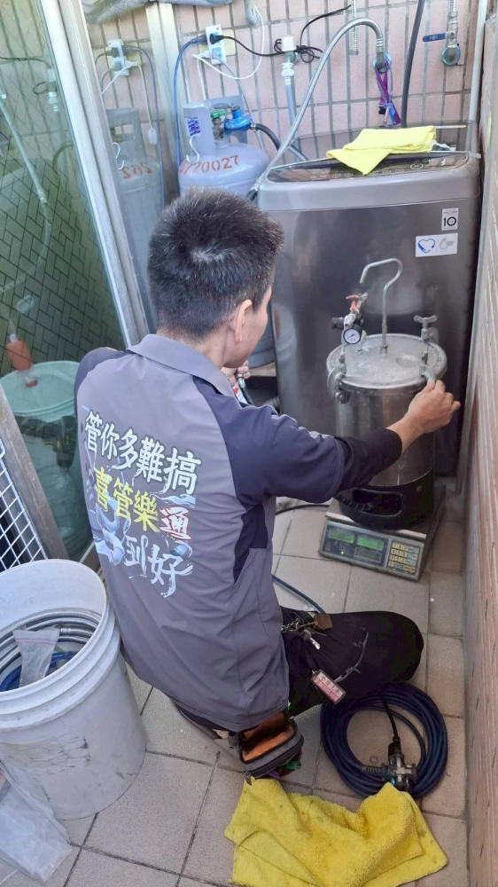 台中免敲牆管內補漏