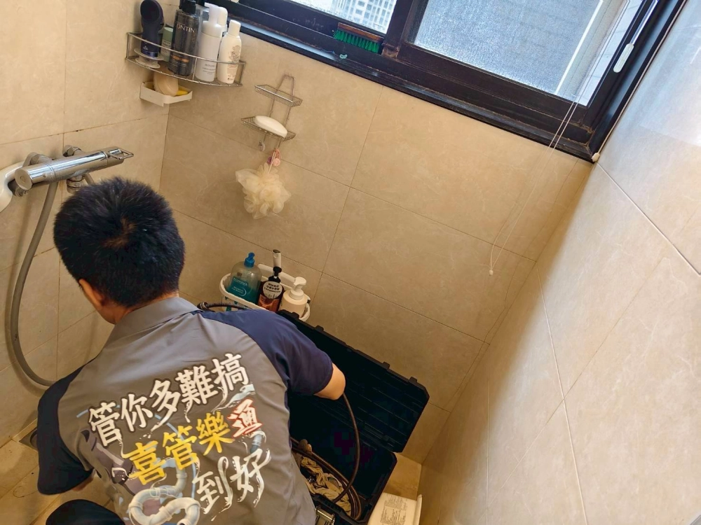 台中給水、排水管清洗/疏通/補漏