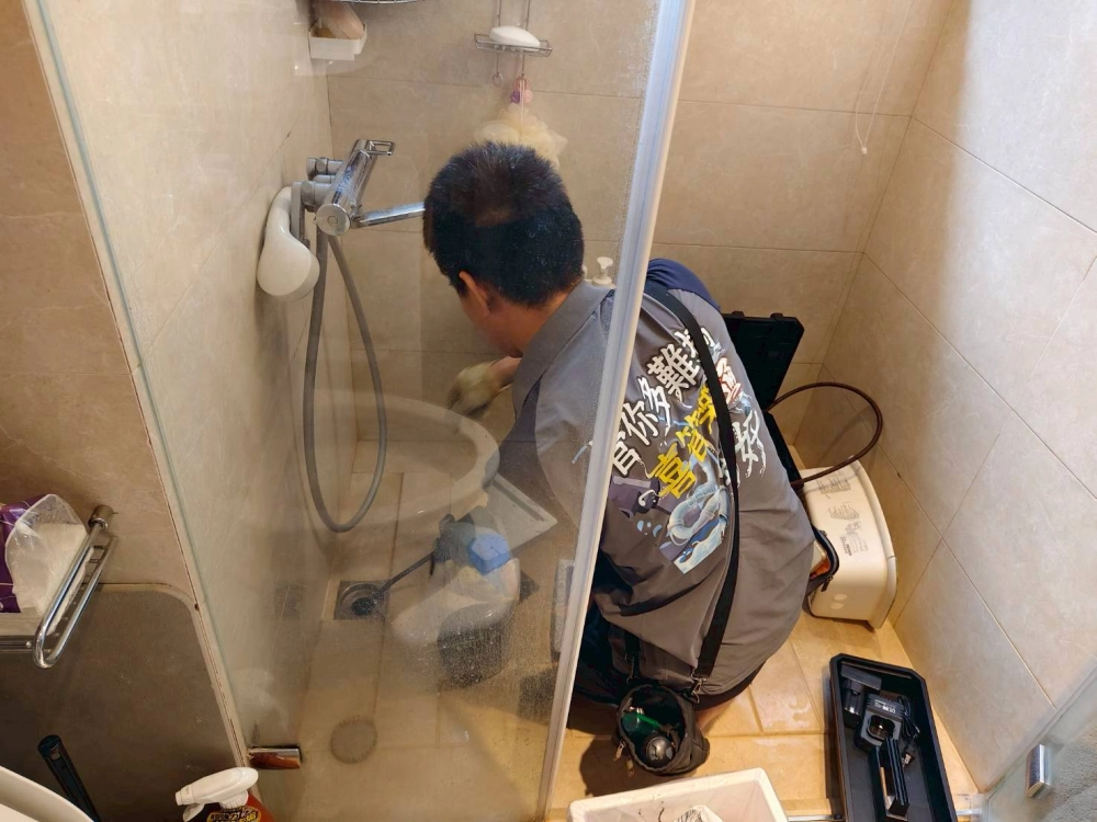 台中給水、排水管清洗/疏通/補漏