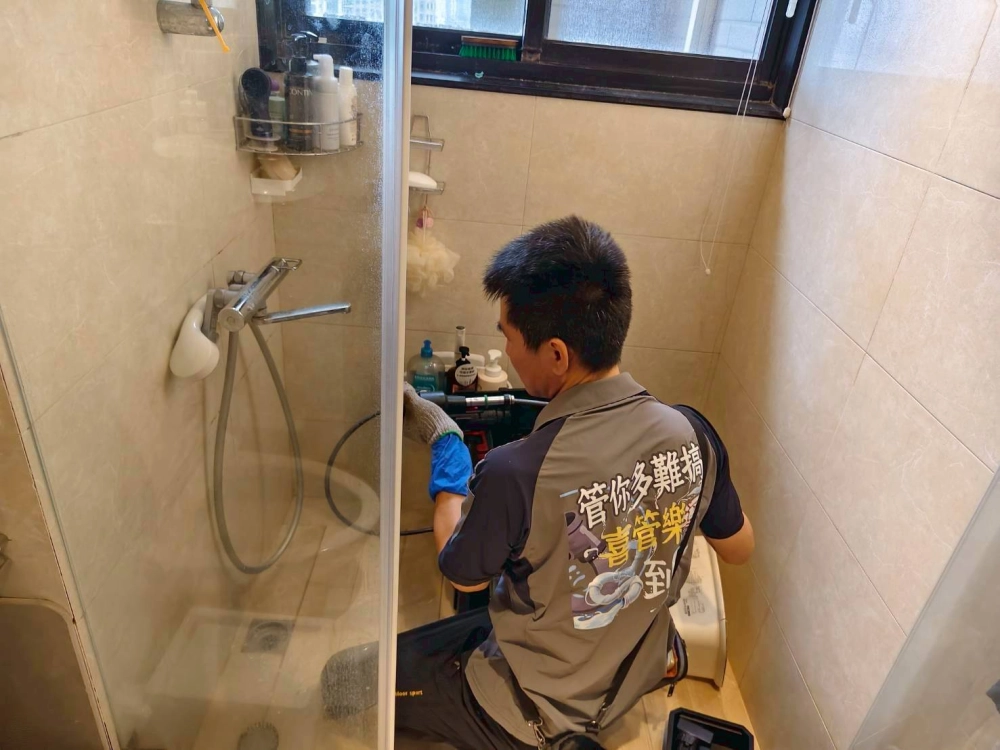 台中給水、排水管清洗/疏通/補漏