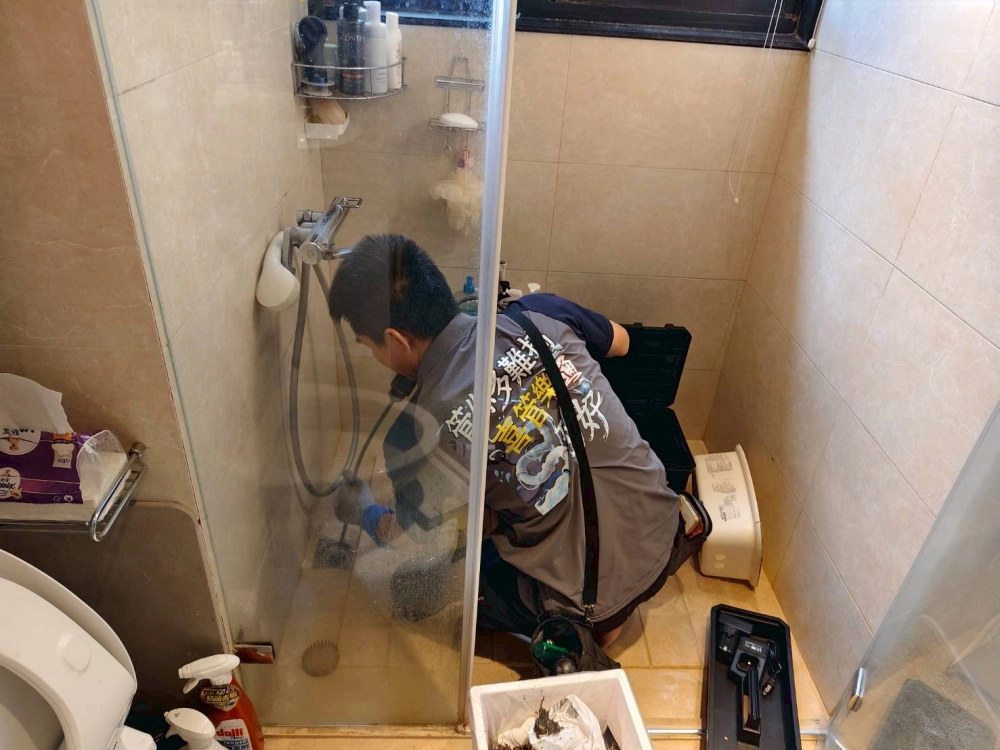 台中給水、排水管清洗/疏通/補漏