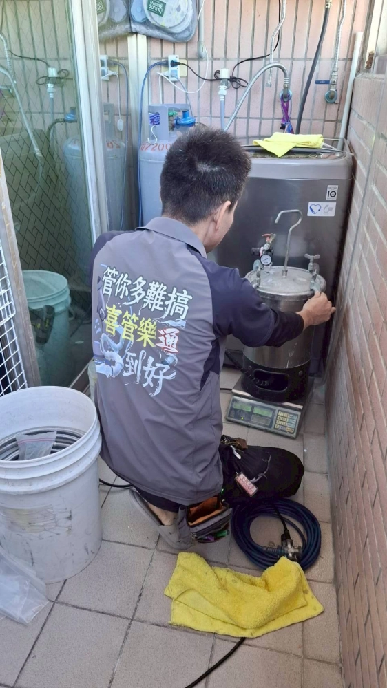 台南免敲牆管內補漏