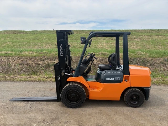 TOYOTA 豐田3.5噸柴油堆高機 7FDJ35