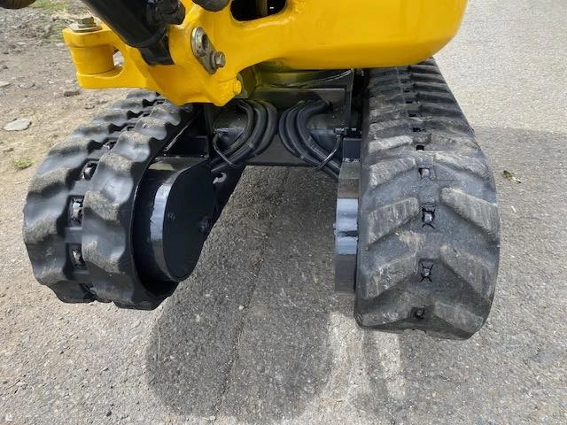 KOMATSU PC09-1