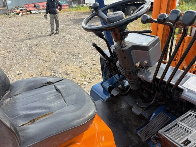 TOYOTA 豐田2.5噸柴油堆高機  5FD25