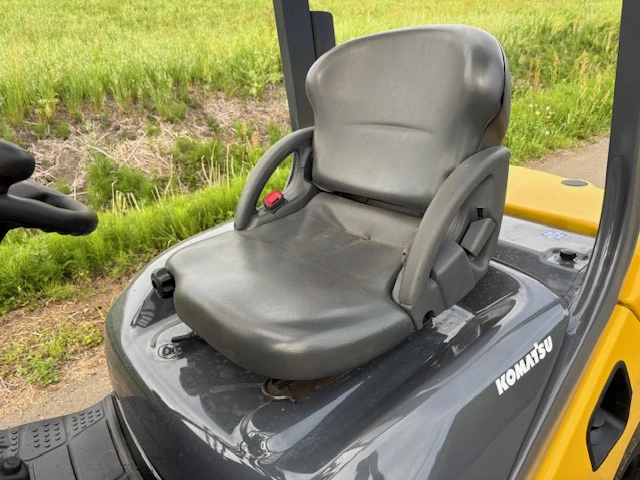KOMATSU 小松 2.5噸柴油堆高機