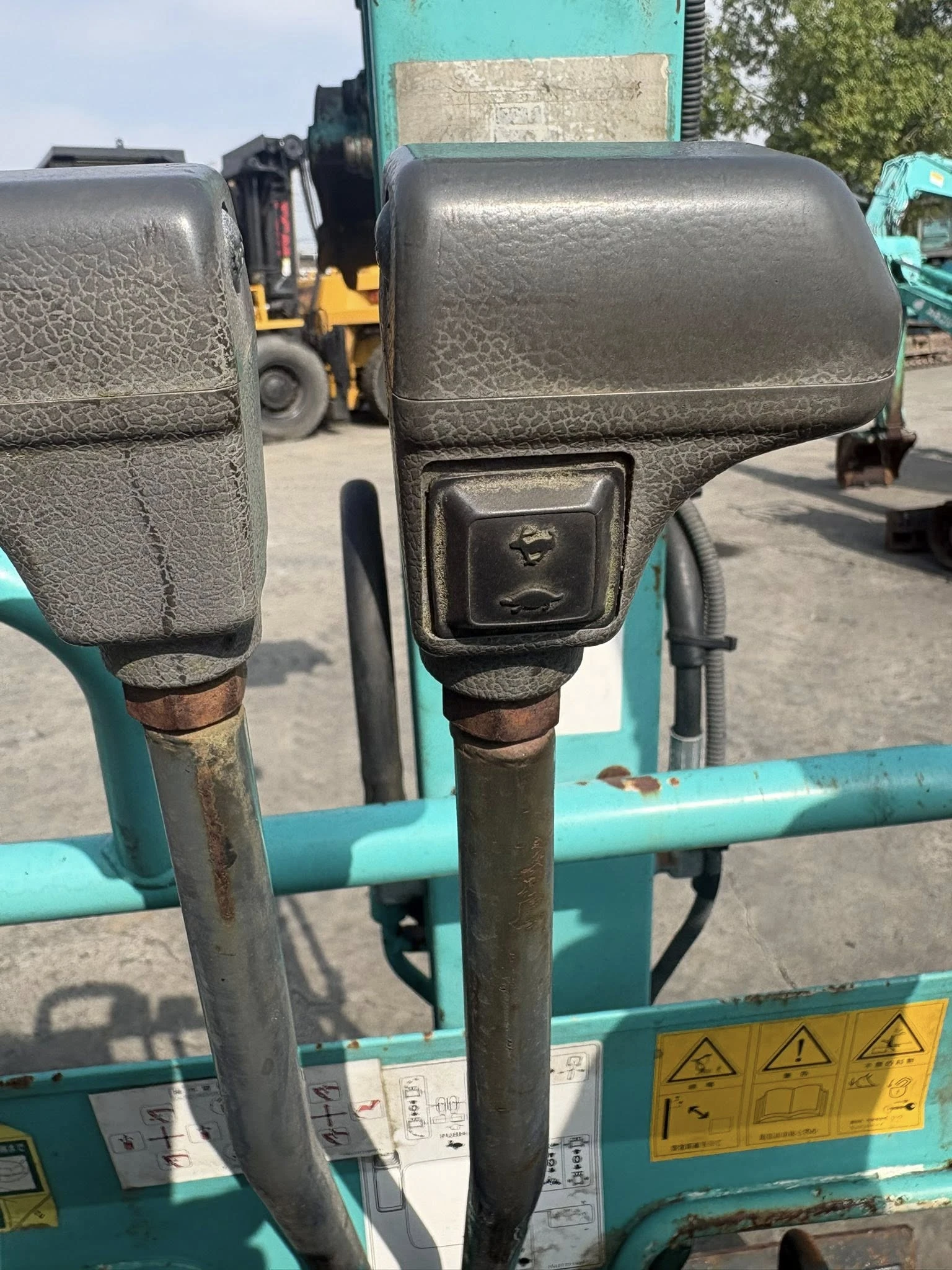 KOBELCO SK09SR