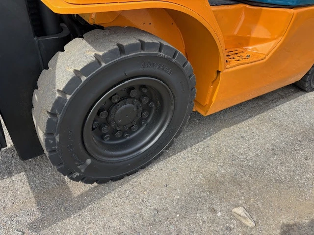 TOYOTA 豐田 2.5噸柴油堆高機 7FD25