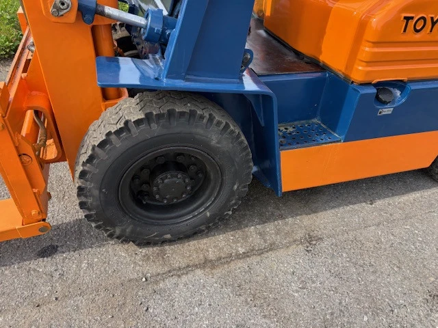 TOYOTA 豐田2.5噸柴油堆高機  5FD25
