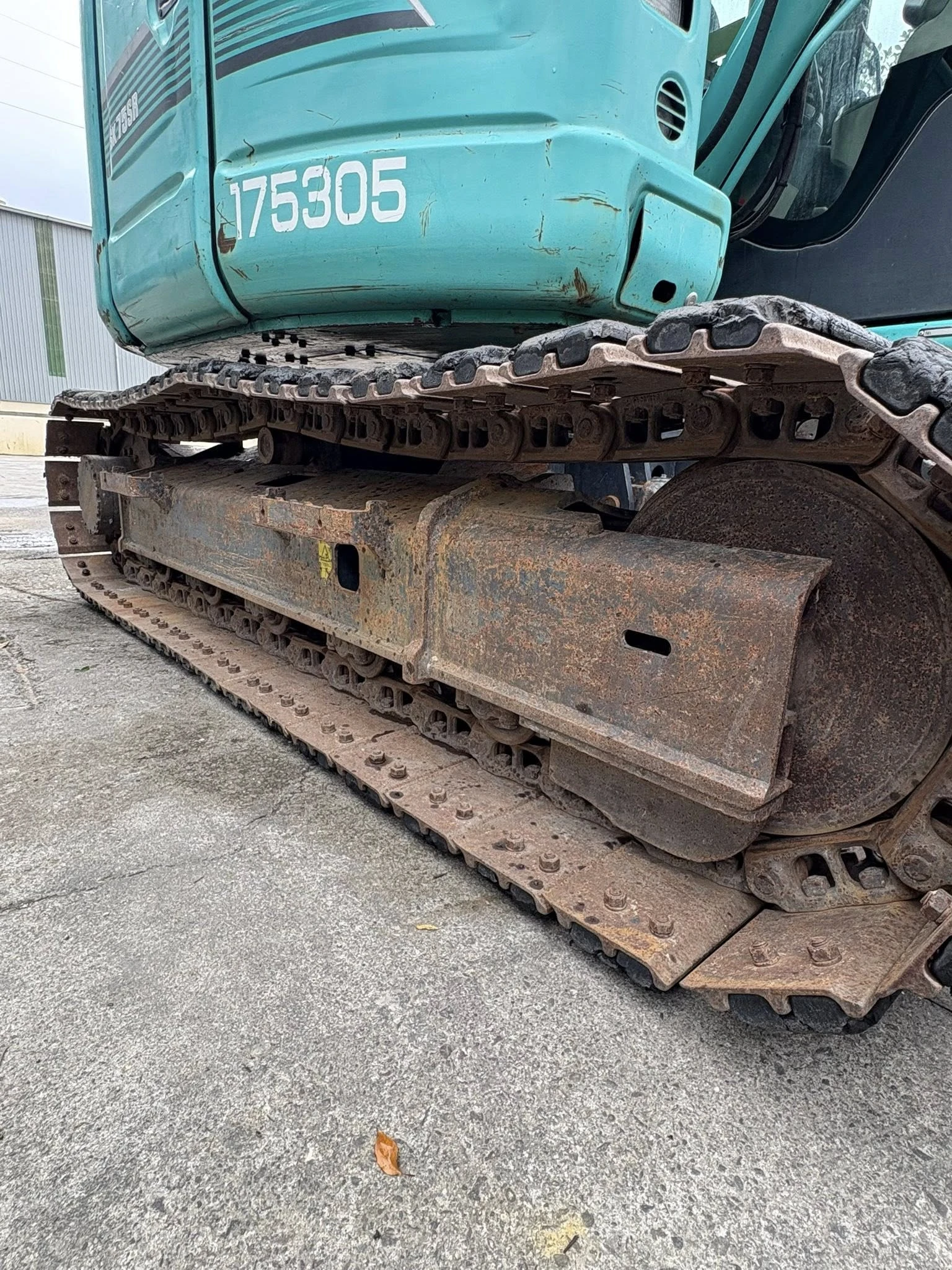 KOBELCO SK75SR-3 YT07