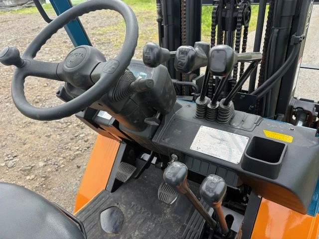TOYOTA 豐田 1.5噸柴油堆高機 7FD15