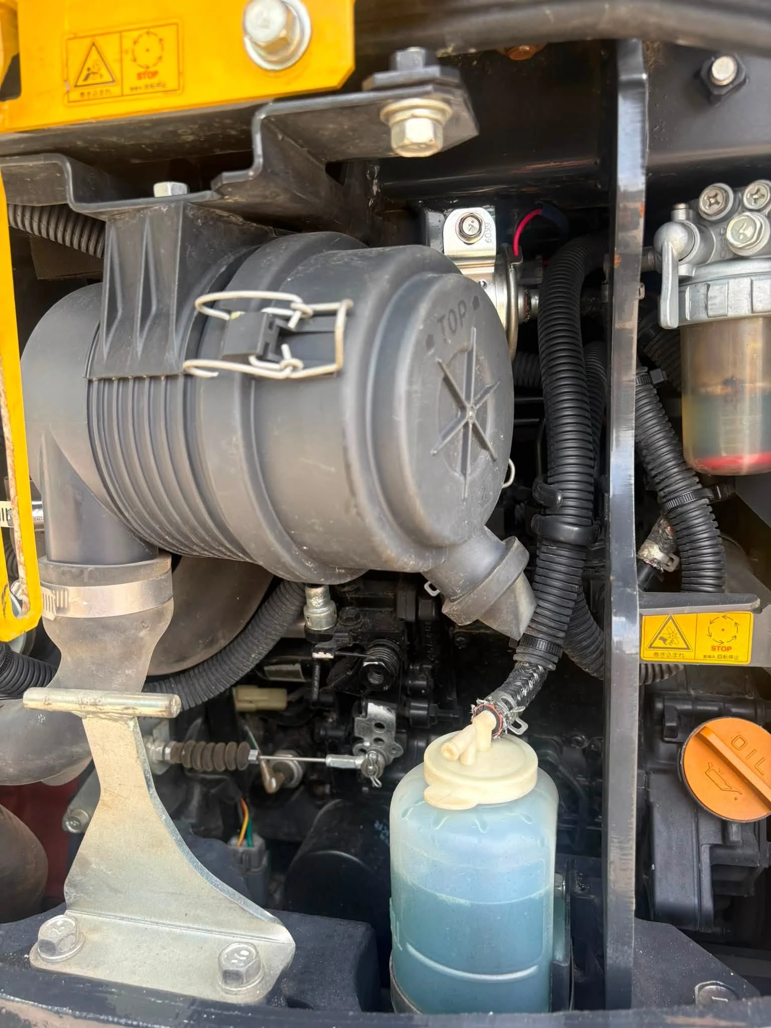 YANMAR VIO17