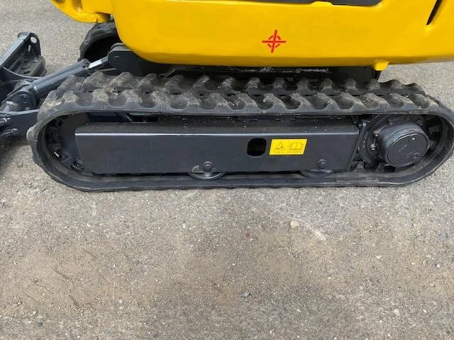 KOMATSU PC09-1